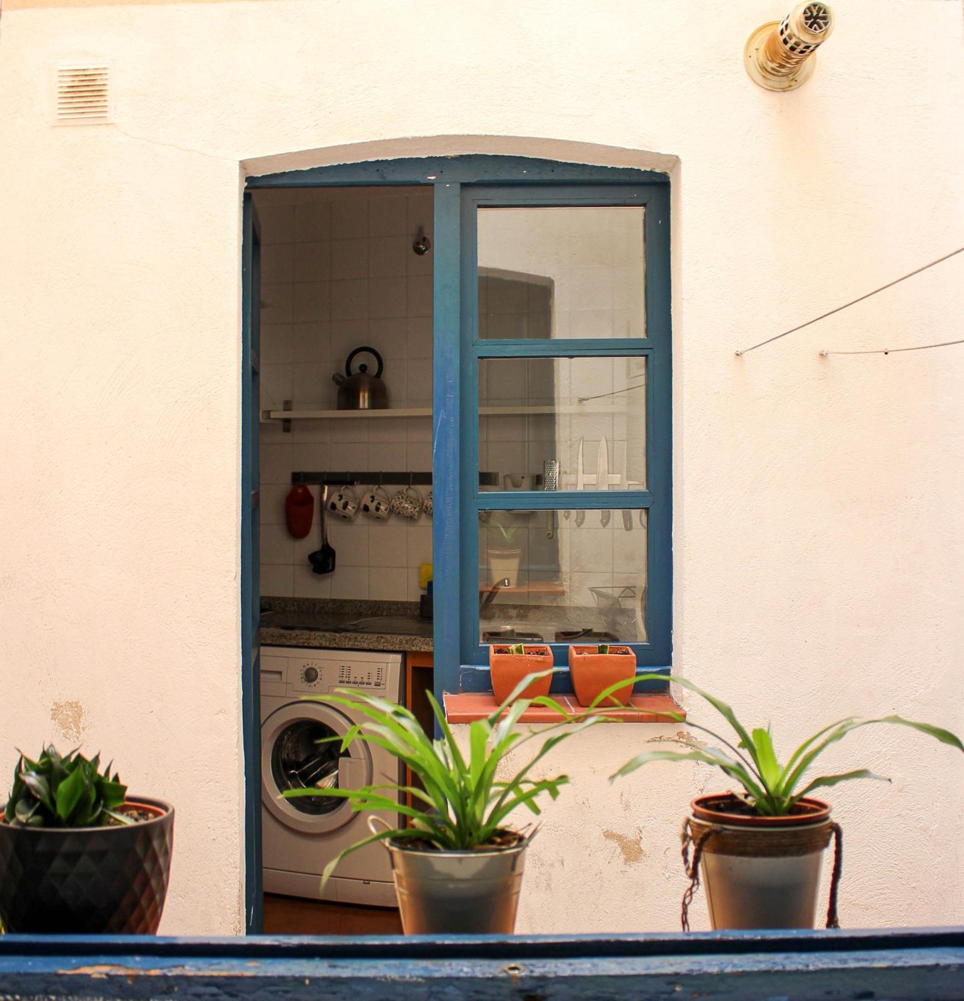 El 8 De Serranos - Bajo - Casa Con Garaje León Exterior foto